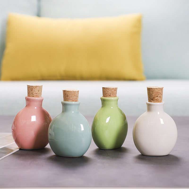 HomDe Ceramic Small Bottle Creative Home Mini Ceramic Vase Decoration Decorative Cork Small Vase Flat Round